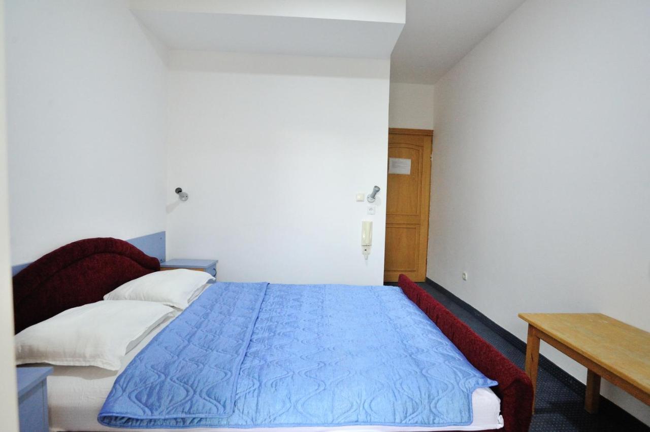 Hotel Lav Neum Luaran gambar