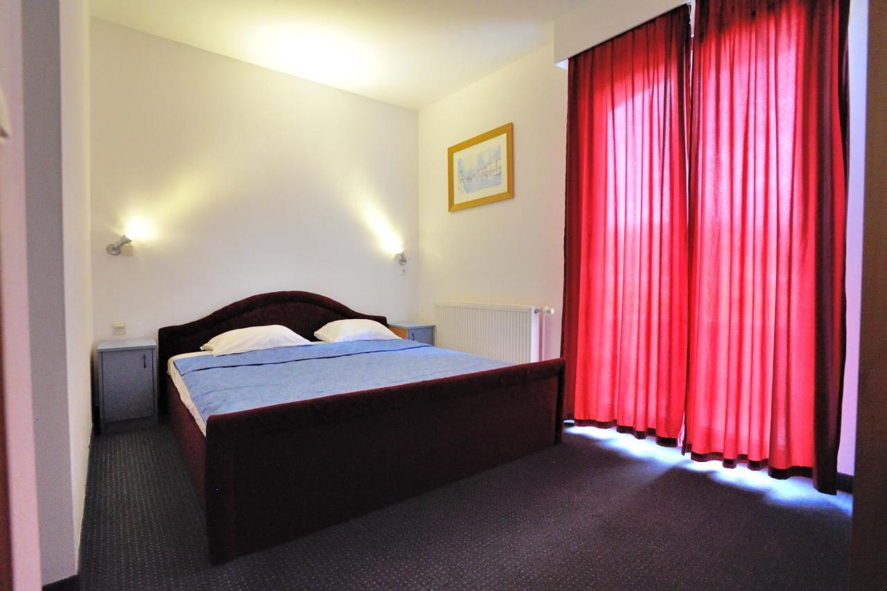 Hotel Lav Neum Luaran gambar