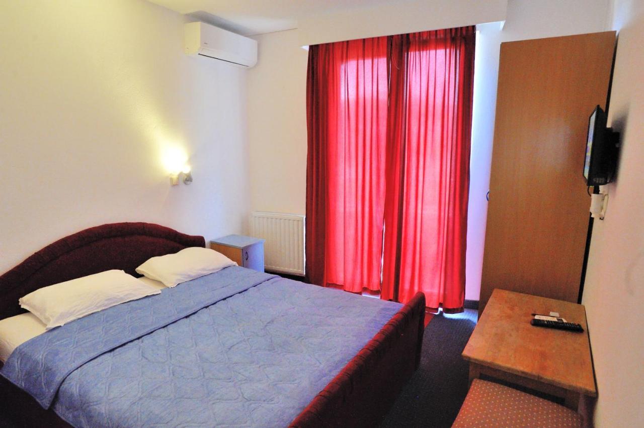 Hotel Lav Neum Luaran gambar
