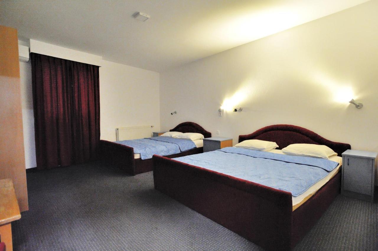 Hotel Lav Neum Luaran gambar