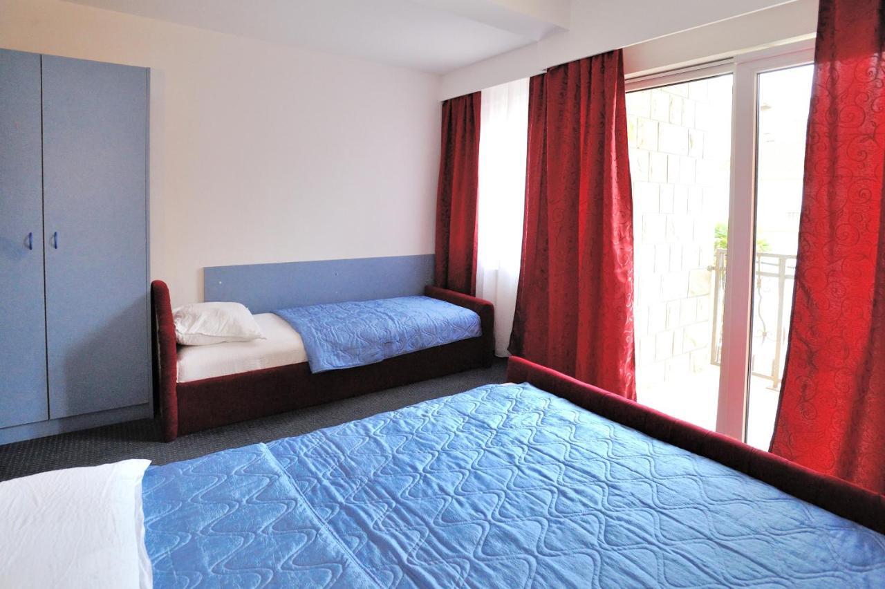Hotel Lav Neum Luaran gambar